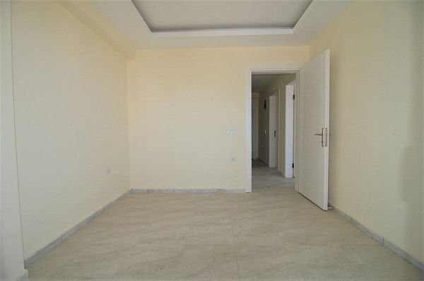 Большая квартира 2+1 без мебели в Махмутларе